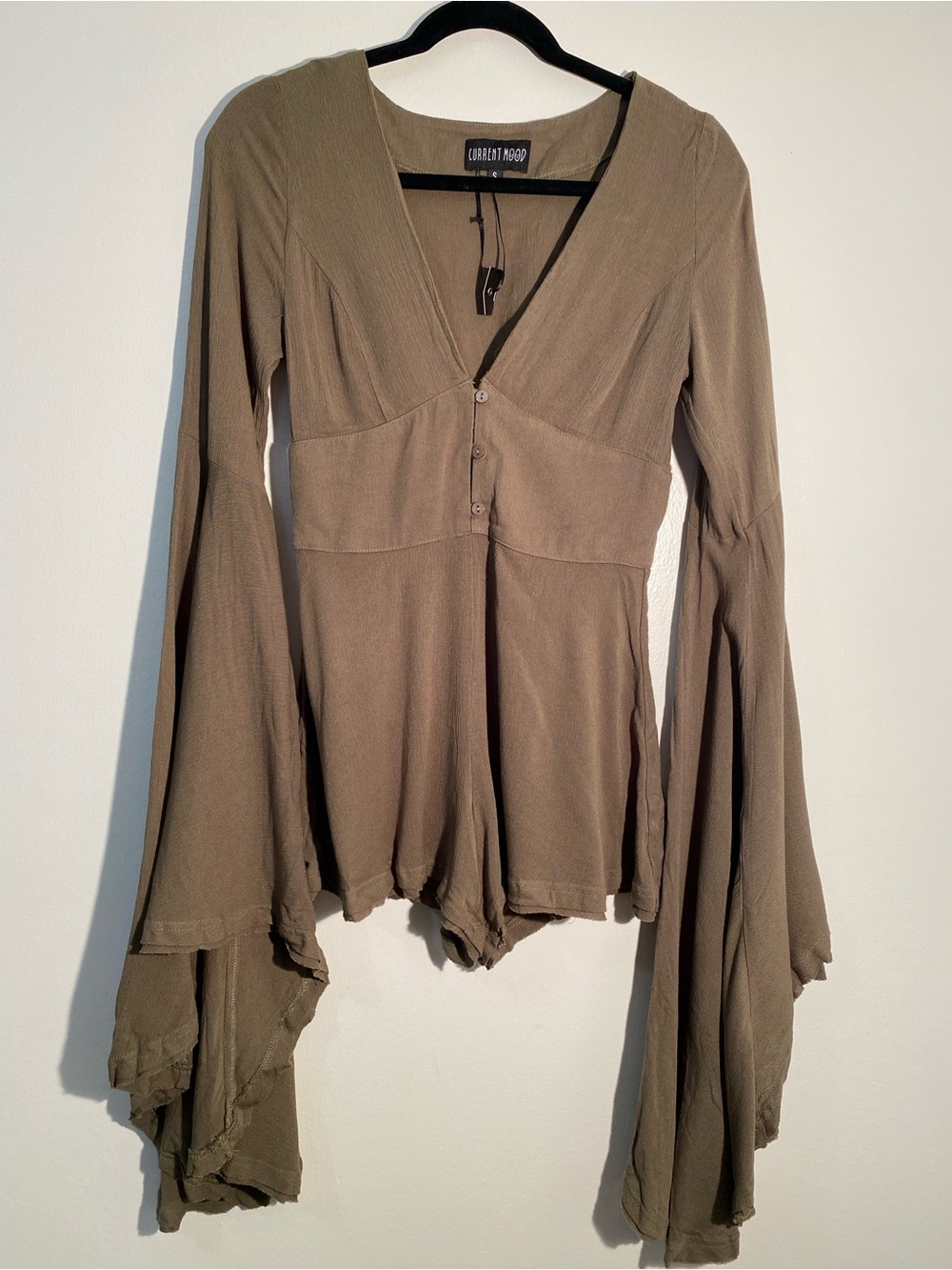 Current Mood SOULFUL BLISS LONG SLEEVE ROMPER - GREEN sz S